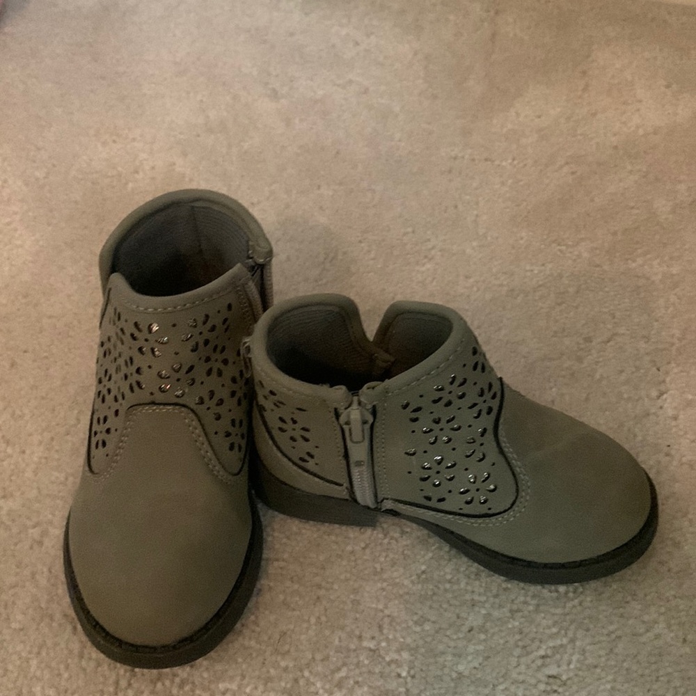 Osh Kosh booties